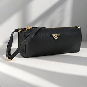 PRADA ポーチ Re-Nylon ショルダーバッグ ミニバッグ
