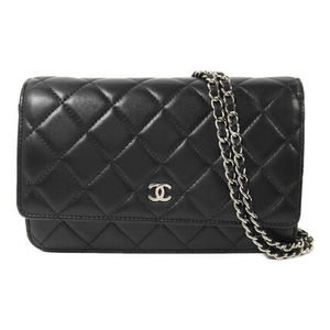 CHANEL Wallet On Chain ショルダーバッグ ラムスキン(羊革