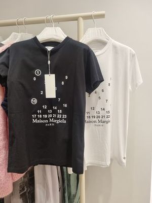 在庫!【Maison Margiela】ロゴ Tシャツ ユニセックス S51GC0516
