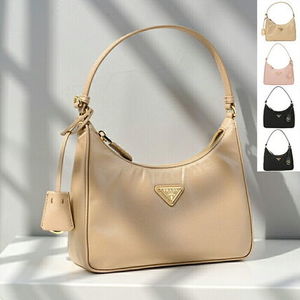 PRADA ハンドバッグ Re-Edition 2005 Re-Nylon ミニバッグ
