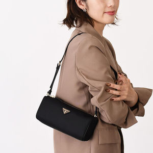 【国内即発】PRADA Re-Nylon ポーチ バッグ