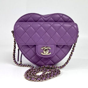 CHANEL LAMBSKIN HEART BAG AS3191