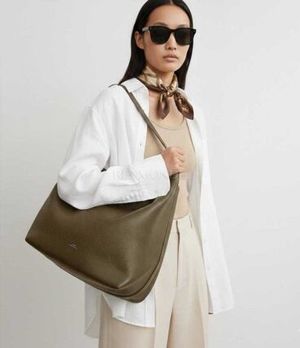 TOTEME| (Belted tote (234-WAL853-LE0030 356))