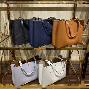 147947★Tory Burch★Blake Center Zip Tote*A4サイズ収納可