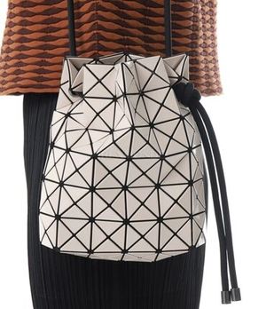 BAO BAO ISSEY MIYAKE| (BB66AG531 40)