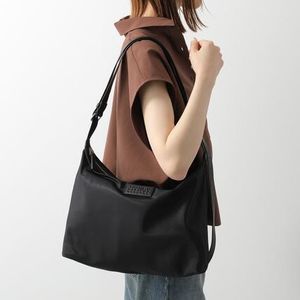 MM6 ショルダーバッグ Numeric ニューメリック SB6WG0024 P9062