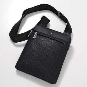 HUGO BOSS ショルダーバッグ Ray MP Envelope 50563089