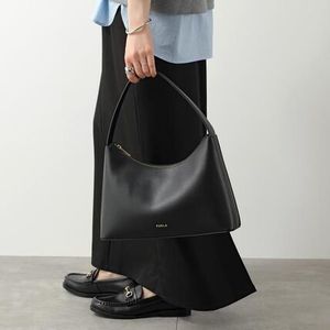 Furla ハンドバッグ ELARA S SHOULDER BAG レザー