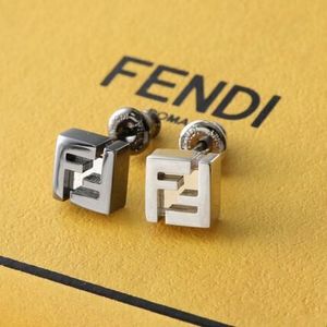 FENDI ピアス 7AK012 B08  片耳販売 FFキューブ