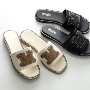 MAX MARA BEACHWEAR フラットサンダル CAUCASO コーカソ