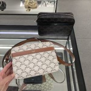 【CELINE】セリーヌ スモールメッセンジャーバッグ トリオンフ