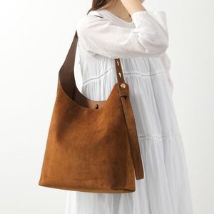 TORY BURCH ホーボーバッグ 175320 Romy