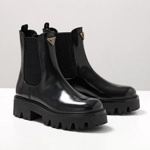 PRADA サイドゴアブーツ 1T186O 055 ショートブーツ