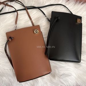 追跡付き発送【LOEWE】 ダイスポケット  ショルダーバッグ