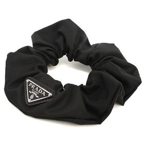【国内即発】PRADA Re-Nylon シュシュ 1IF015