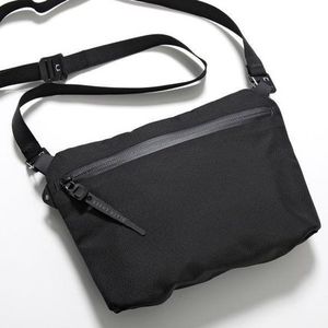 BLACK EMBER ショルダーバッグ Sacoche クロスボディ