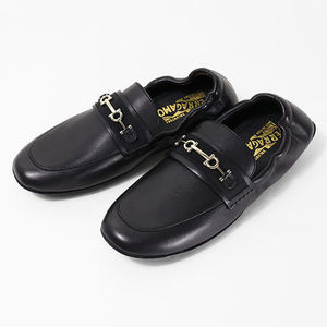 Salvatore Ferragamo サルヴァトーレフェラガモ ノマディック