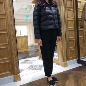 ♪直営店♪ Moncler「大人もOK」 Avoce ダウンジャケット