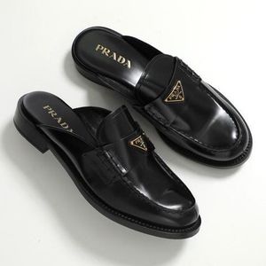 PRADA サンダル 1D030O 055