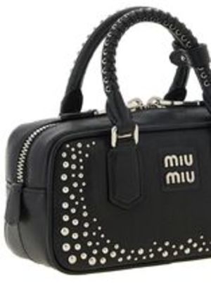 上品な風合い【Miu Miu】アルカディ スタッズドレザー バッグ