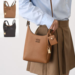 【国内即発】MIU MIU レザーバケットバッグ