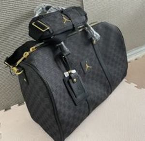 【NIKE】ジョーダン モノグラム 2WAY ダッフルバッグ