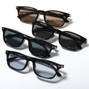 TOM FORD サングラス TF1350-D FT1350-D ウェリントン型