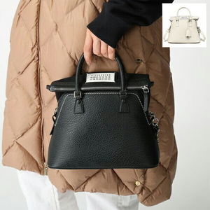 MAISON MARGIELA ハンドバッグ S56WG0082 P4348 5AC MINI